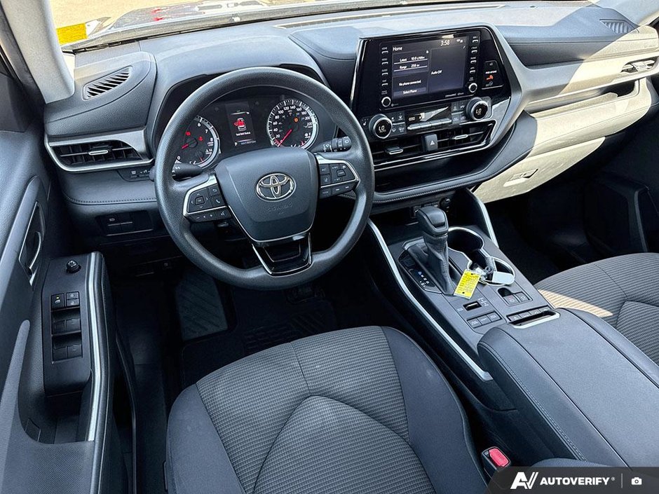 2020 Toyota Highlander LE-8