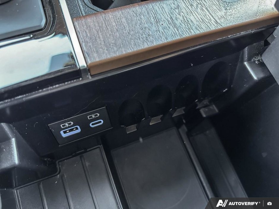 2024 Toyota Tundra Platinum Hybrid-20