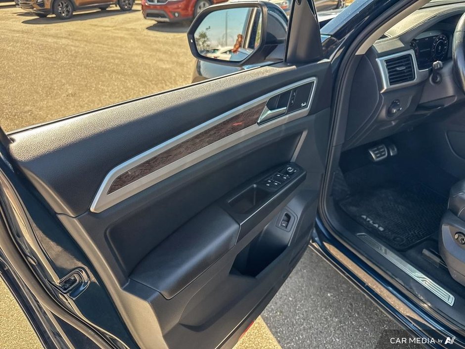 2019 Volkswagen Atlas Execline-12