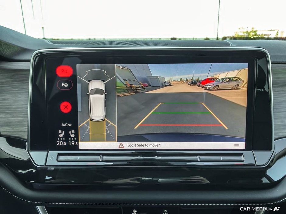 2025 Volkswagen Atlas Execline-17