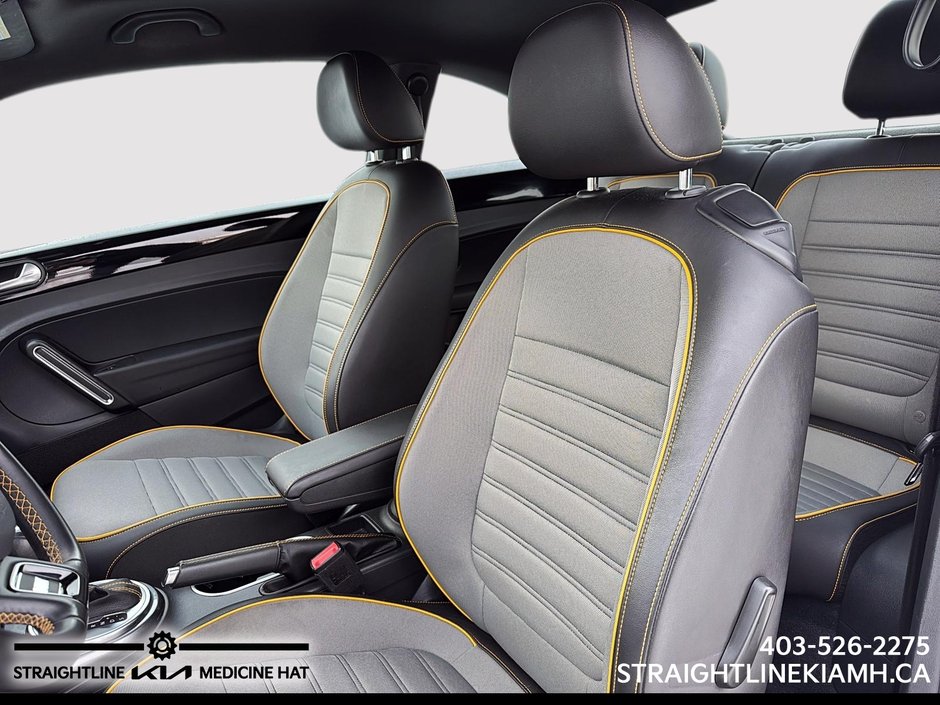 2019 Volkswagen Beetle Dune-8