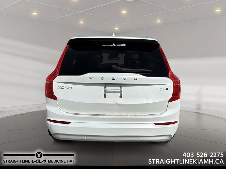 2022 Volvo XC90 Momentum-2