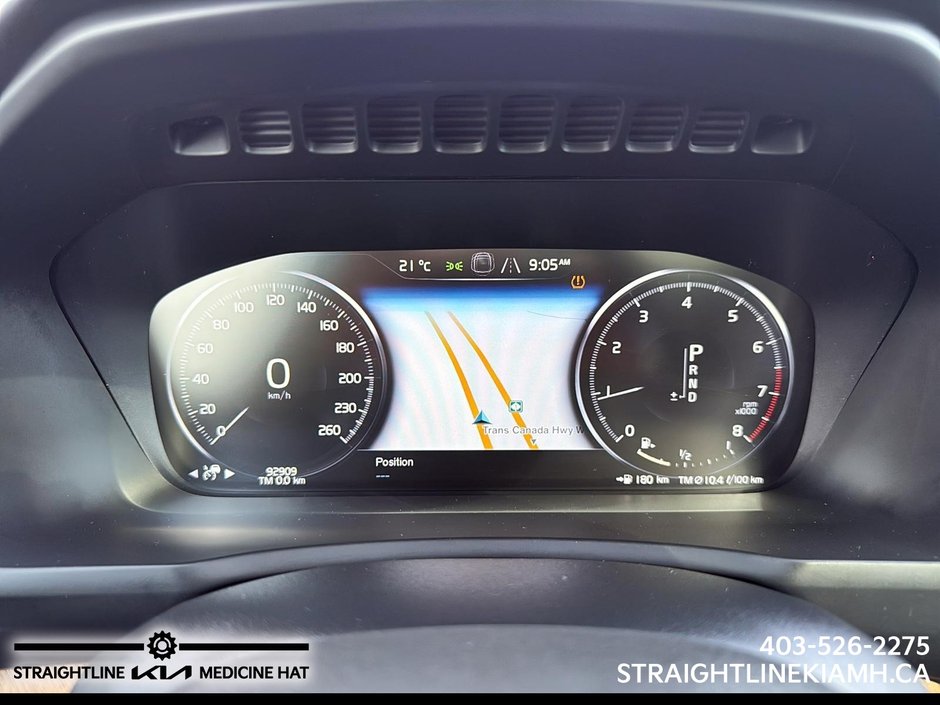 2022 Volvo XC90 Momentum-12