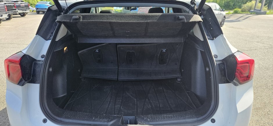 2025 Buick Encore GX Sport Touring-31