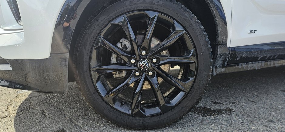 2025 Buick Encore GX Sport Touring-34