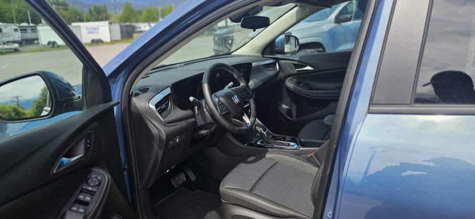 2025 Buick Encore GX Preferred-7