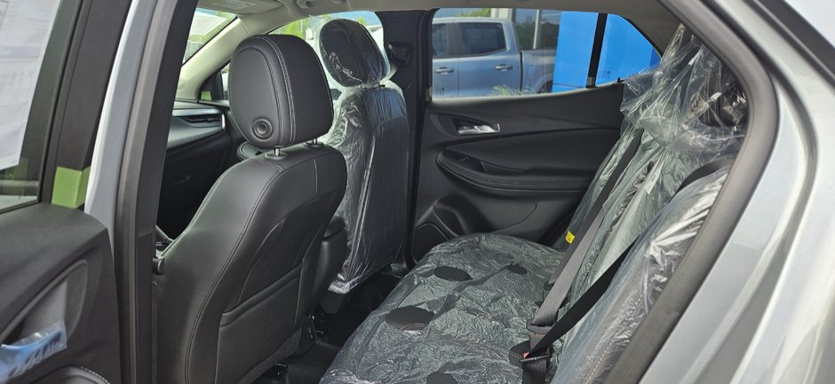 2025 Buick Encore GX Preferred-8