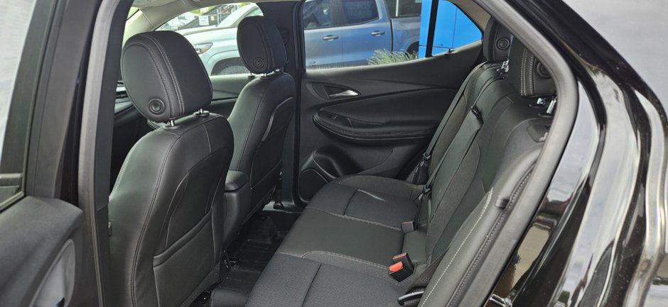 2025 Buick Encore GX Preferred-7