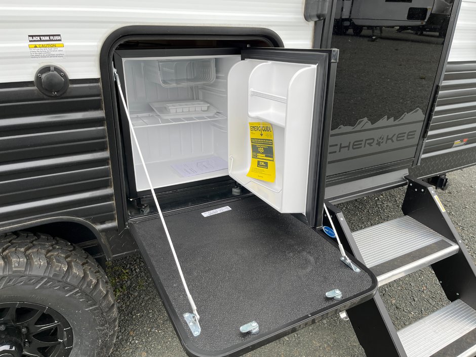 2026 Cherokee CKT16BHSW Wolf pup-3