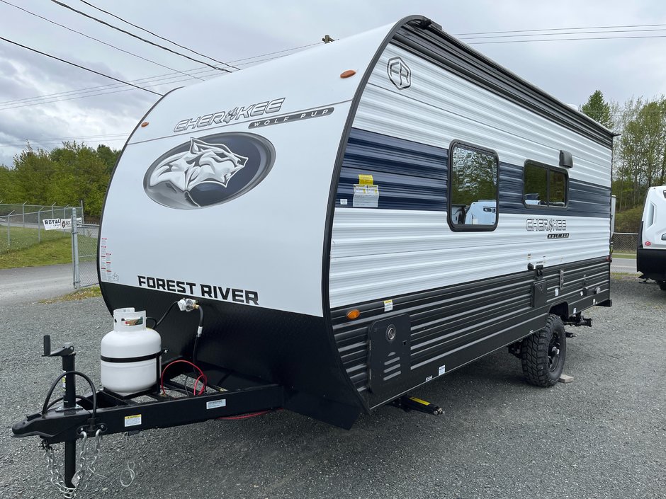2025 Cherokee Wolf Pup 16FQW-1