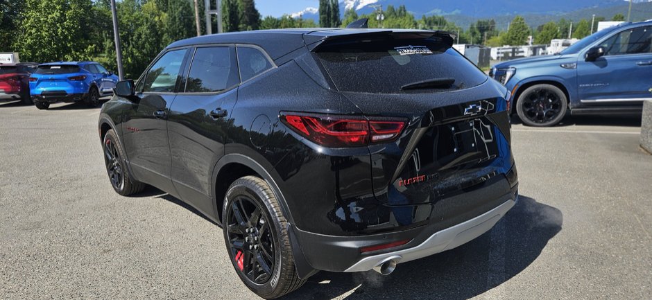 2025 Chevrolet Blazer LT-33