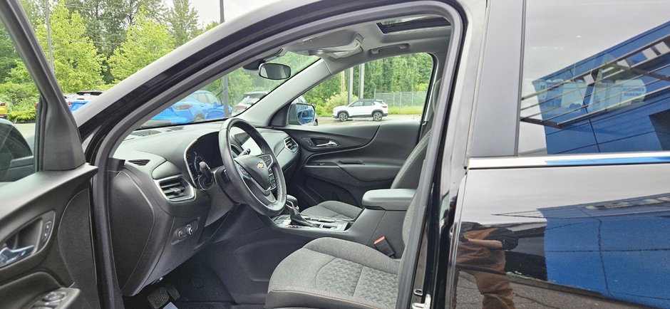 2022 Chevrolet Equinox LT-13