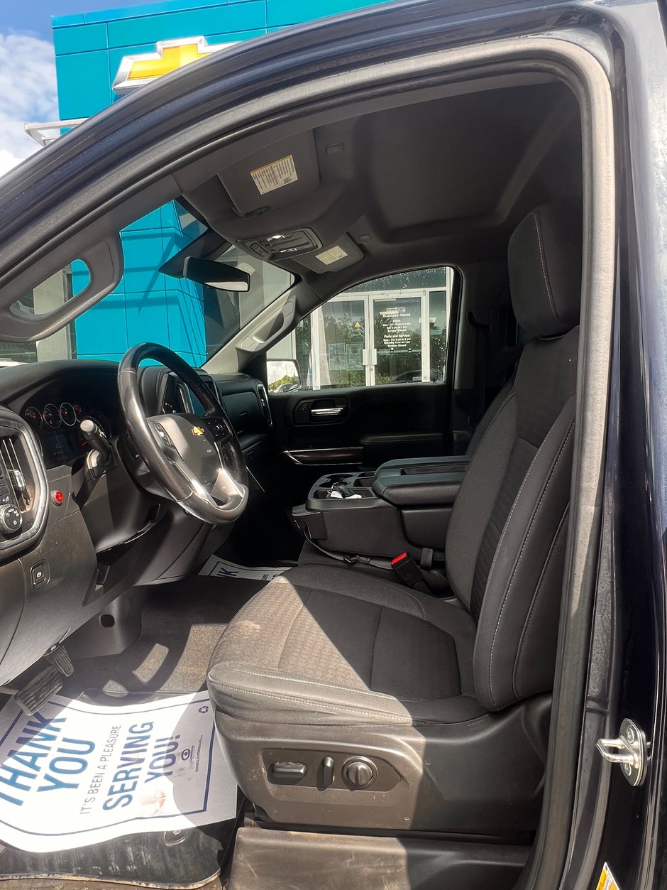 2021 Chevrolet Silverado 1500 LT-8