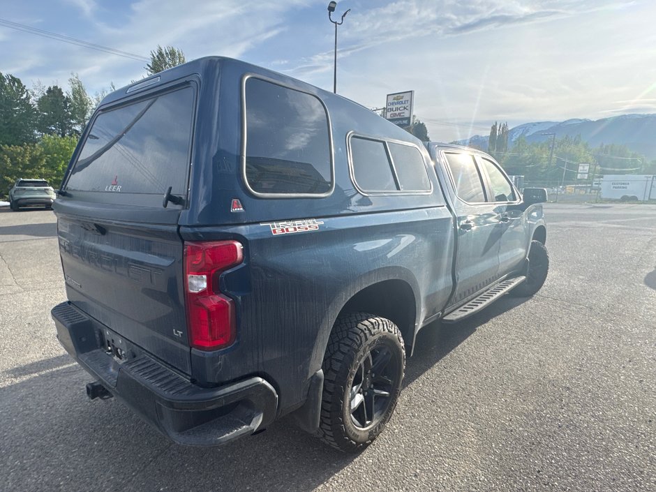 2022 Chevrolet Silverado 1500 LT Trail Boss-3