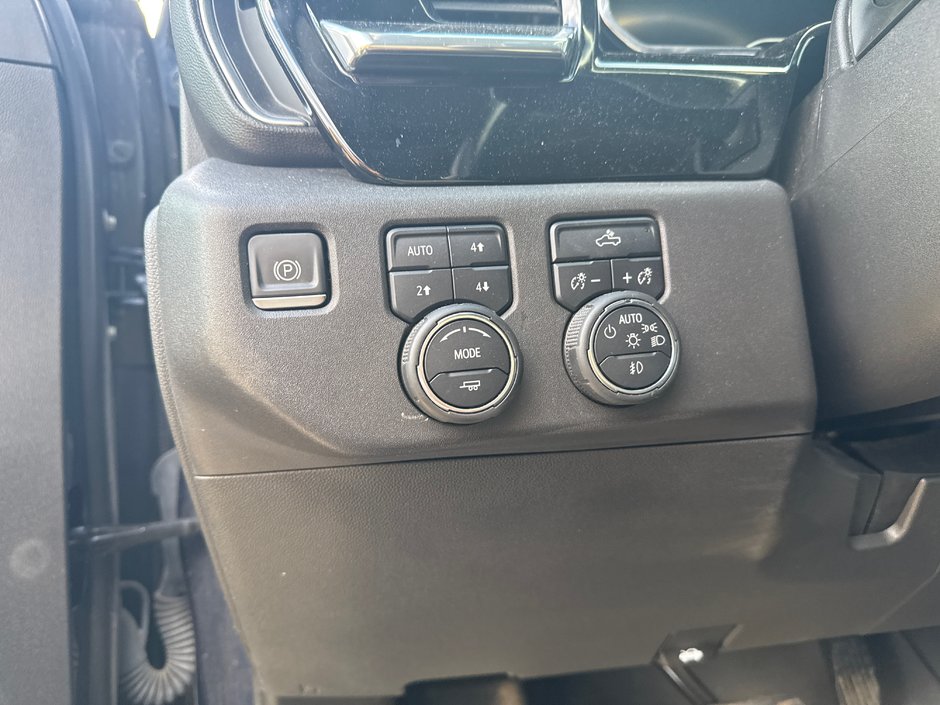 2022 Chevrolet Silverado 1500 LT Trail Boss-16