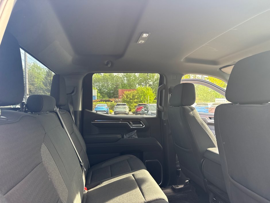 2023 Chevrolet Silverado 1500 RST-15
