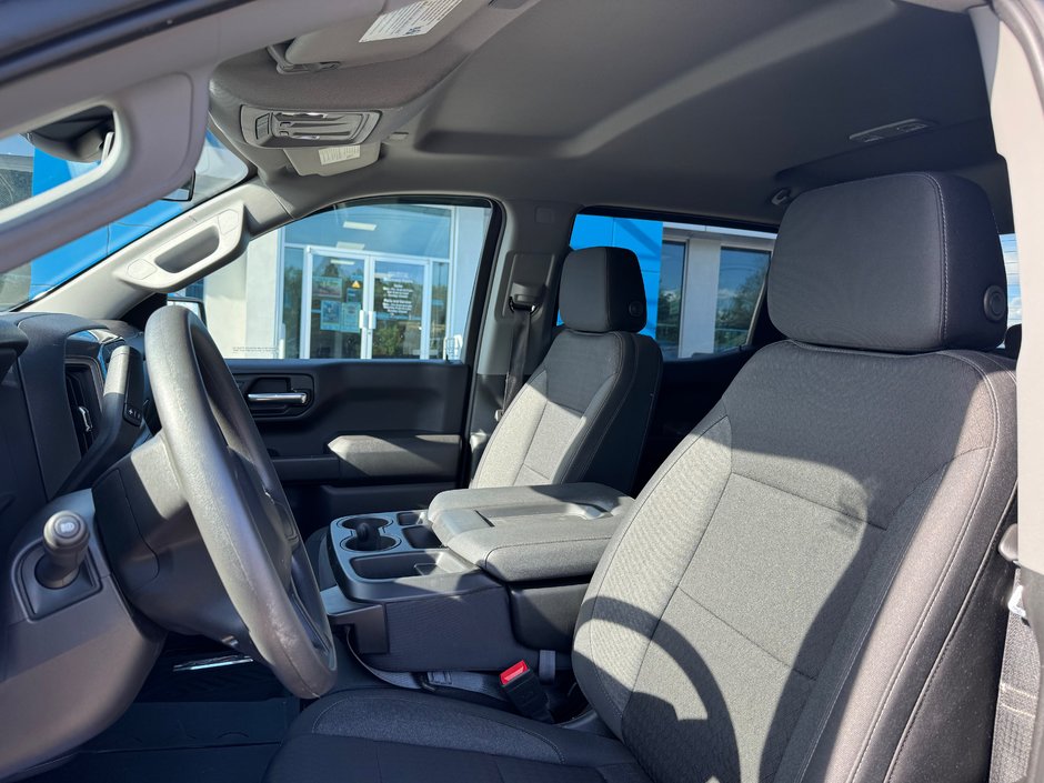 2024 Chevrolet Silverado 1500 Custom Trail Boss-10