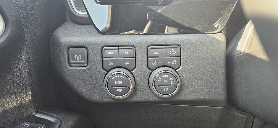 2025 Chevrolet Silverado 1500 RST-34