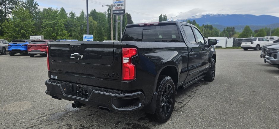 2025 Chevrolet Silverado 1500 High Country-18