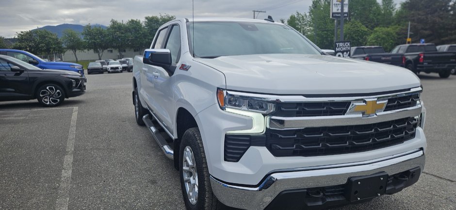2025 Chevrolet Silverado 1500 LT-13