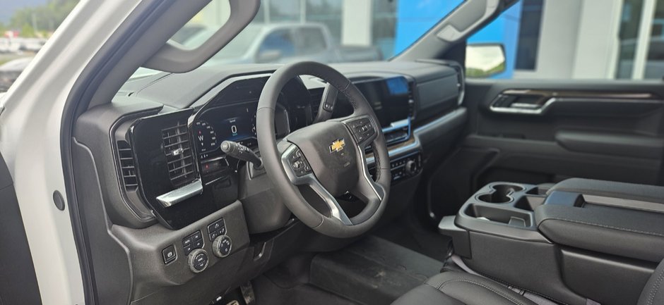 2025 Chevrolet Silverado 1500 LT-7