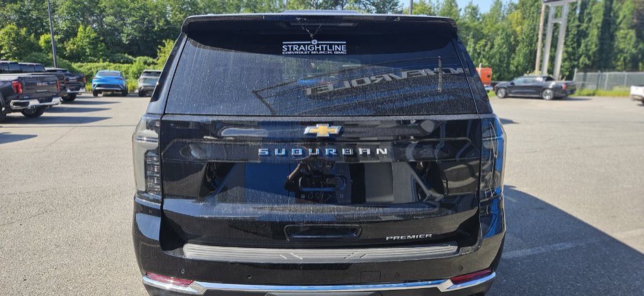 2025 Chevrolet Suburban Premier-46