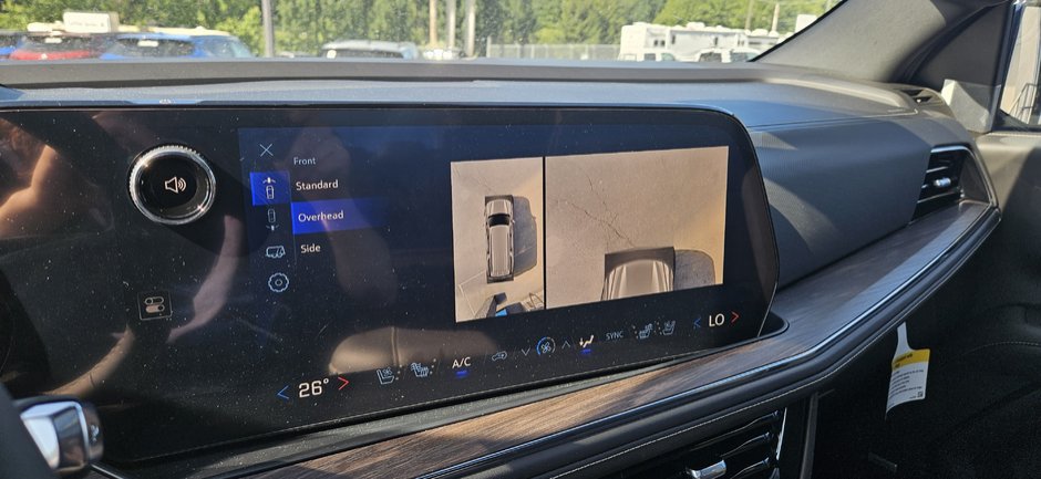 2025 Chevrolet Suburban Premier-32