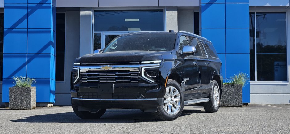 2025 Chevrolet Suburban Premier-41