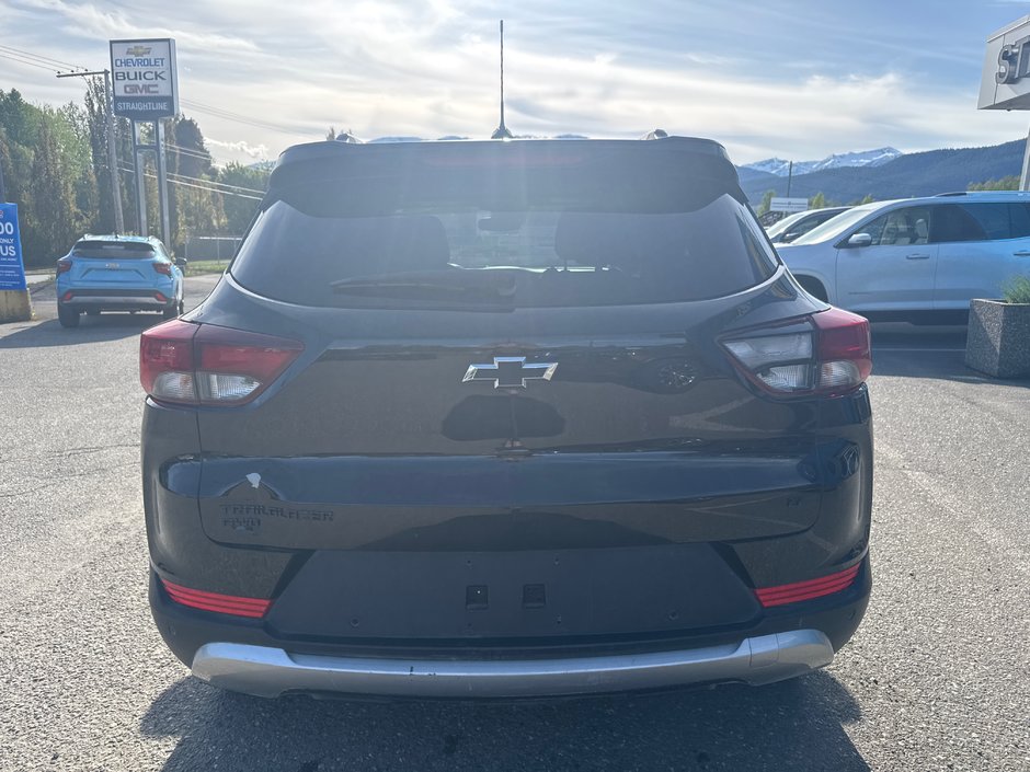 2022 Chevrolet Trailblazer LT-18