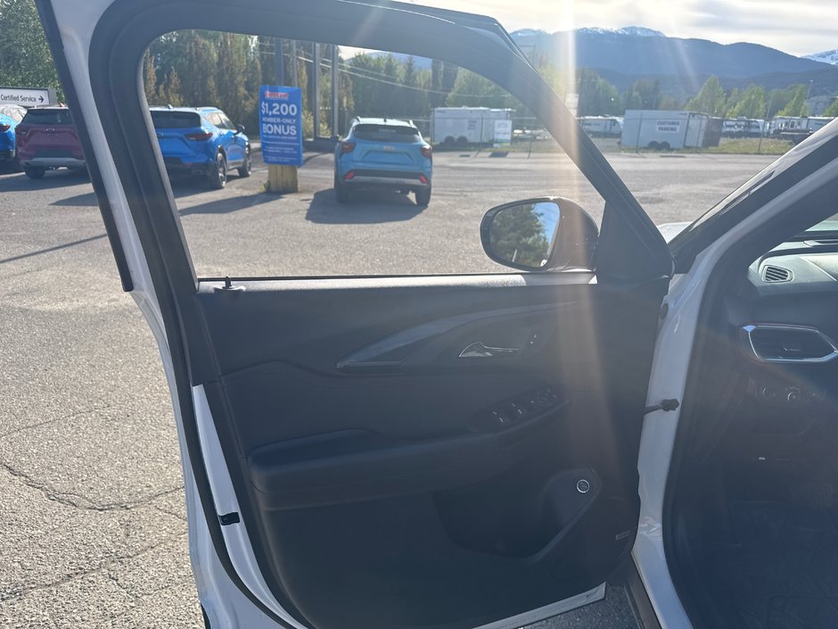 2022 Chevrolet Trailblazer RS-6