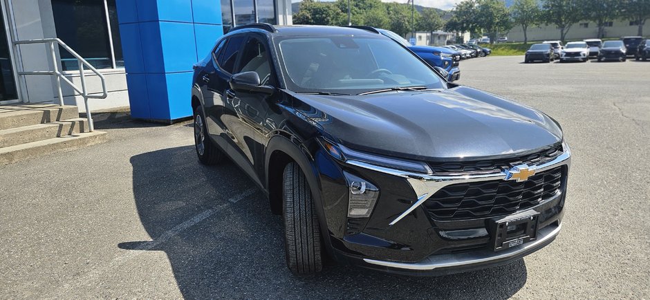 2025 Chevrolet Trax LT-34