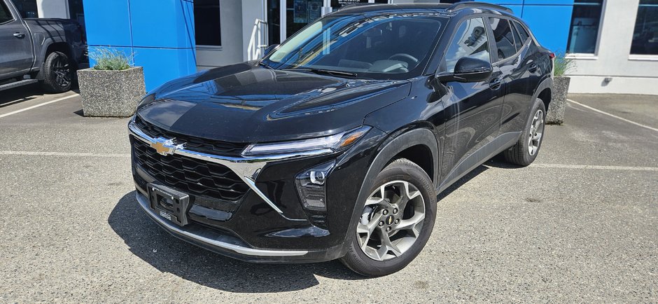 2025 Chevrolet Trax LT-32