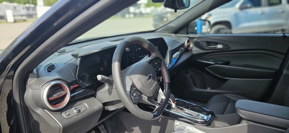 2025 Chevrolet Trax 2RS-8