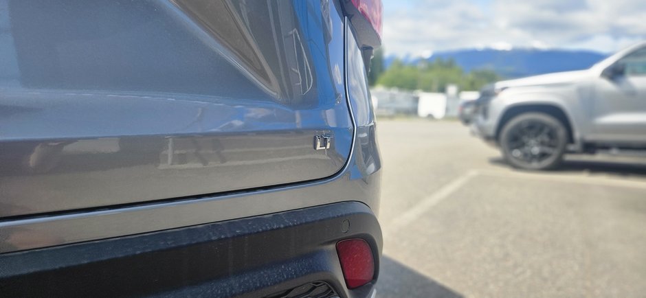 2025 Chevrolet Trax LT-13