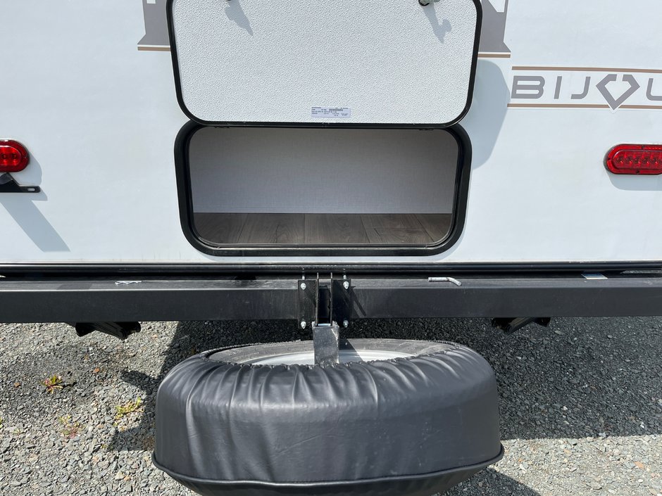 2025 Coachmen Bijou 16RDB-4