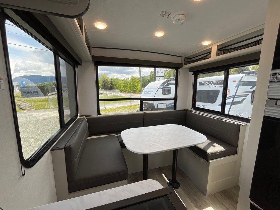2025 Coachmen Bijou 16RDB-8