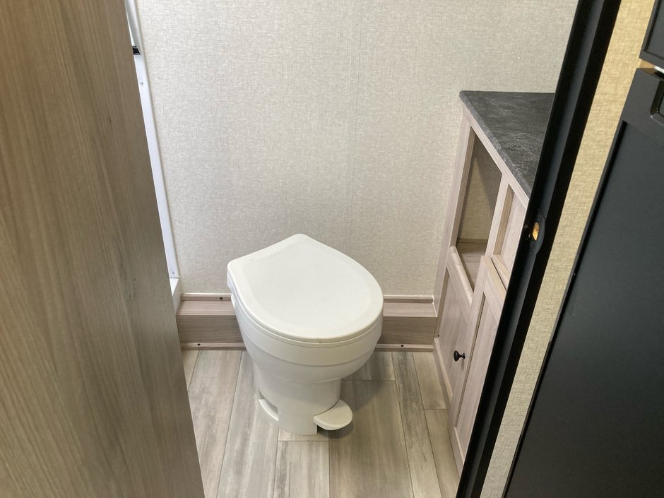 2024 Coachmen NORTHERN SPIRIT BIJOU 18RBB-10