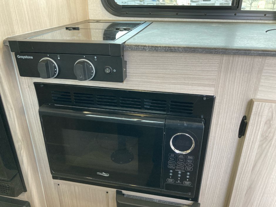 2024 Coachmen NORTHERN SPIRIT BIJOU 18RBB-8