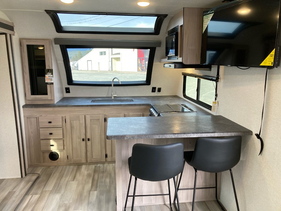 2024 Coachmen Northern Spirit 2565FK-5