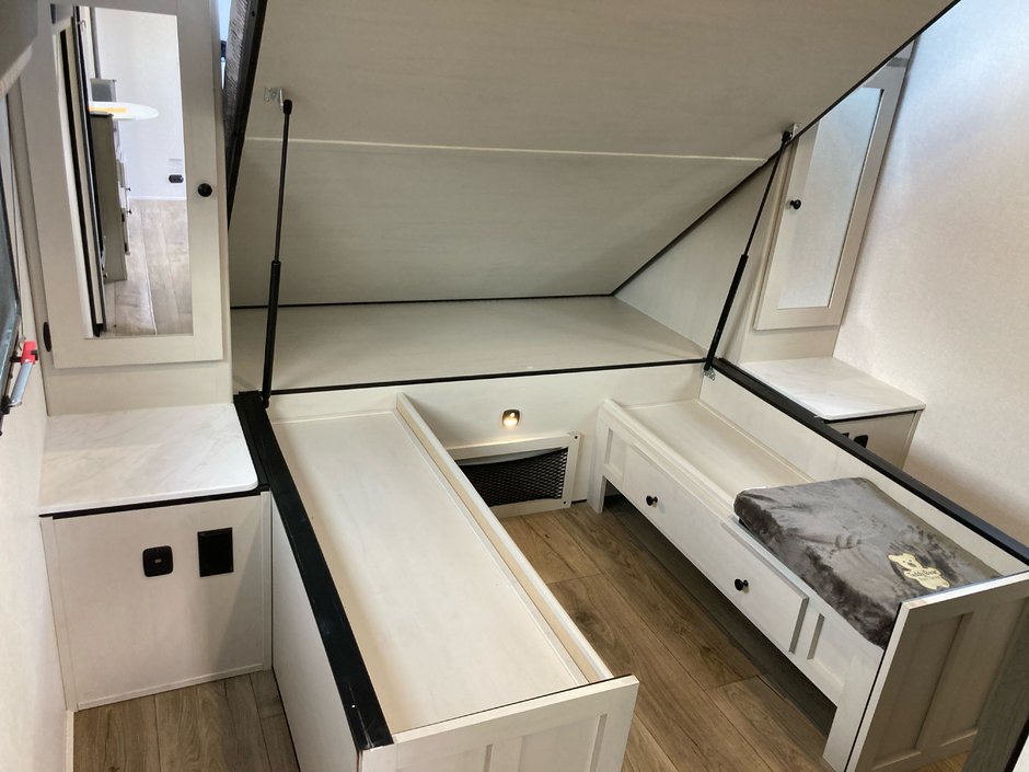 2025 Coachmen Northern Spirit 2455BH-12