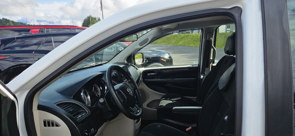 2014 Dodge Grand Caravan SE-3