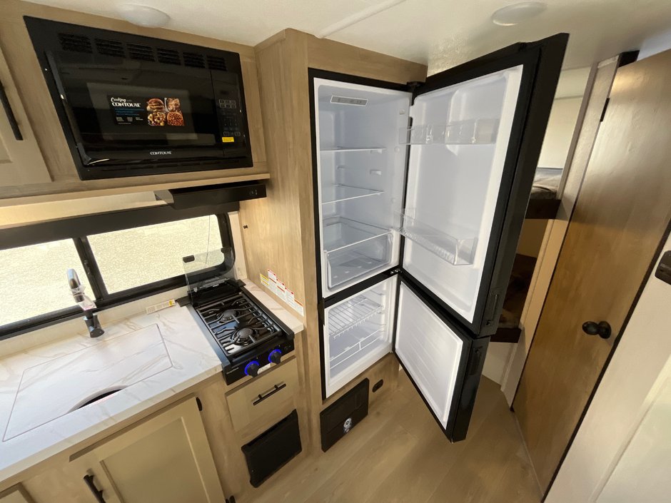 92026 Forest River CHEROKEE WOLF PUP 17JW-16