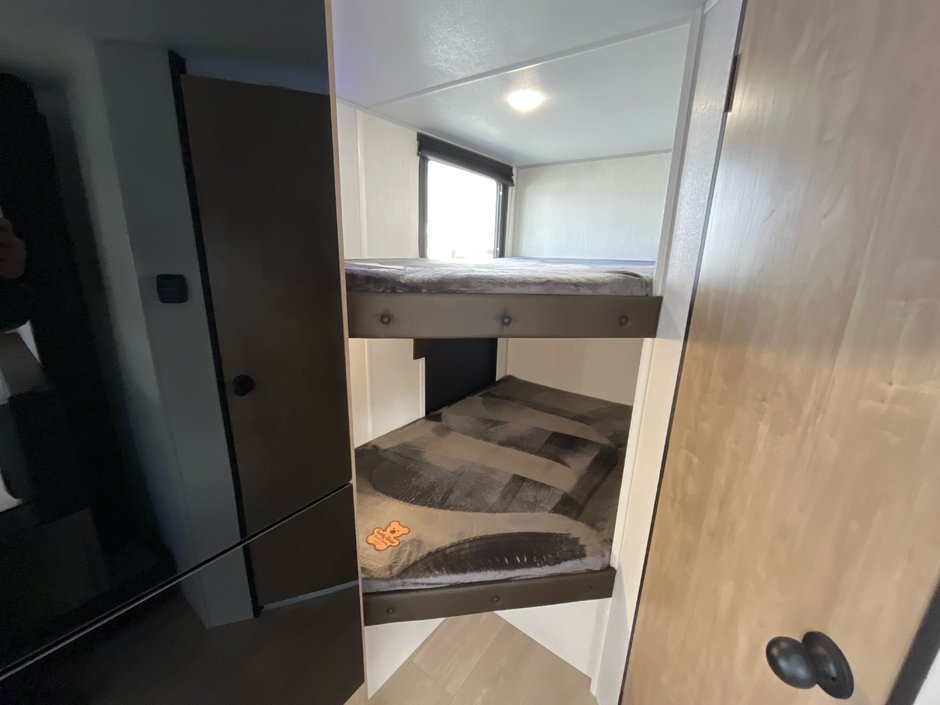 92026 Forest River CHEROKEE WOLF PUP 17JW-14