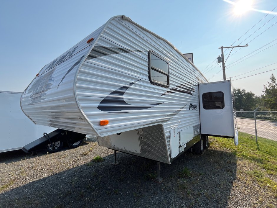 2011 Forest River PUMA M-253FBS-11