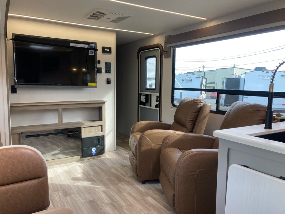 2025 Forest River Vibe 26RK-10
