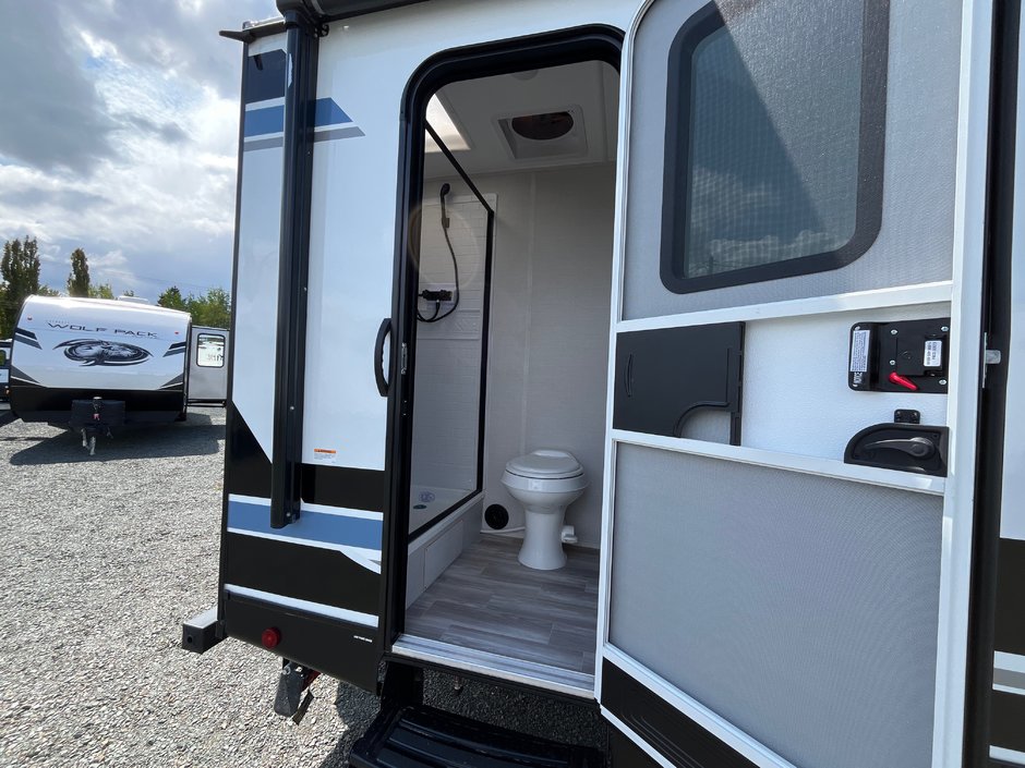 2025 Forest River Vibe 26DBH-6