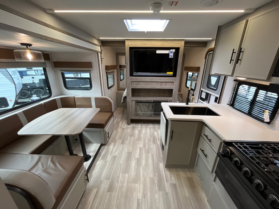 2025 Forest River Vibe 24DB-10