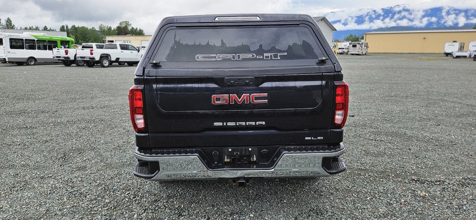 2022 GMC Sierra 1500 SLE-12