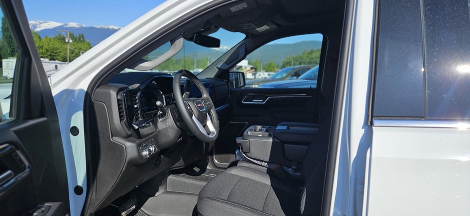 2025 GMC Sierra 1500 SLE-25