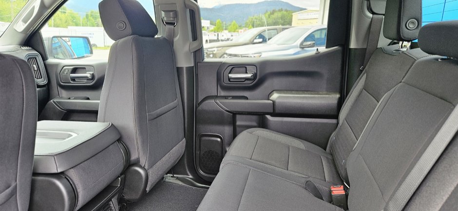 2025 GMC Sierra 1500 PRO-8